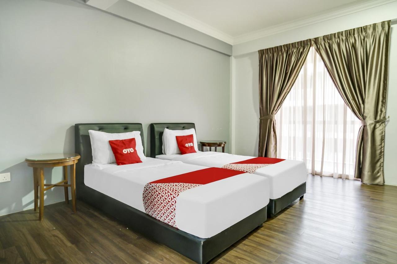 Capital O 90490 Zaques Hotel Sungai Petani Exterior foto
