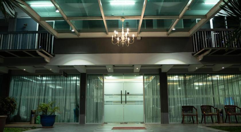 Capital O 90490 Zaques Hotel Sungai Petani Exterior foto